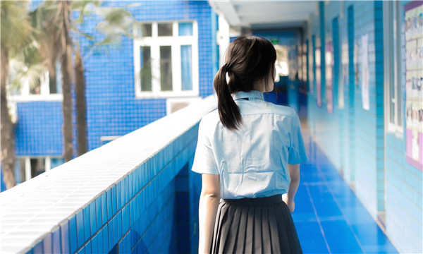 石峰如何找到一个可以帮助我生孩子的女人？